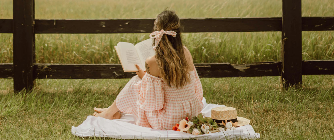 HighOnLove’s Sexy Summer 2025 Reading List